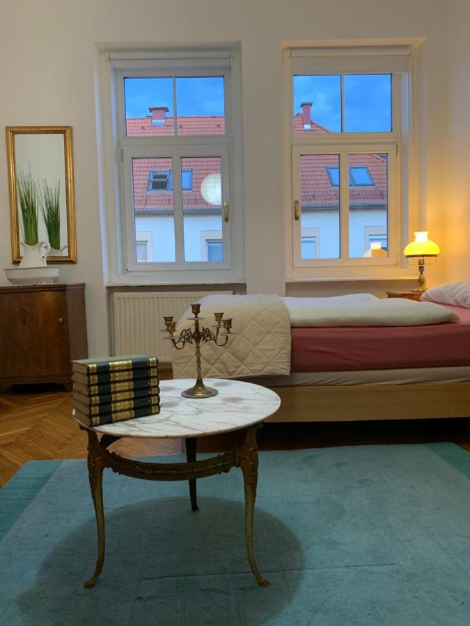 The Marchburg Apartment Maribor Buitenkant foto