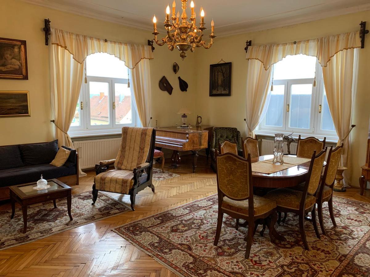 The Marchburg Apartment Maribor Buitenkant foto