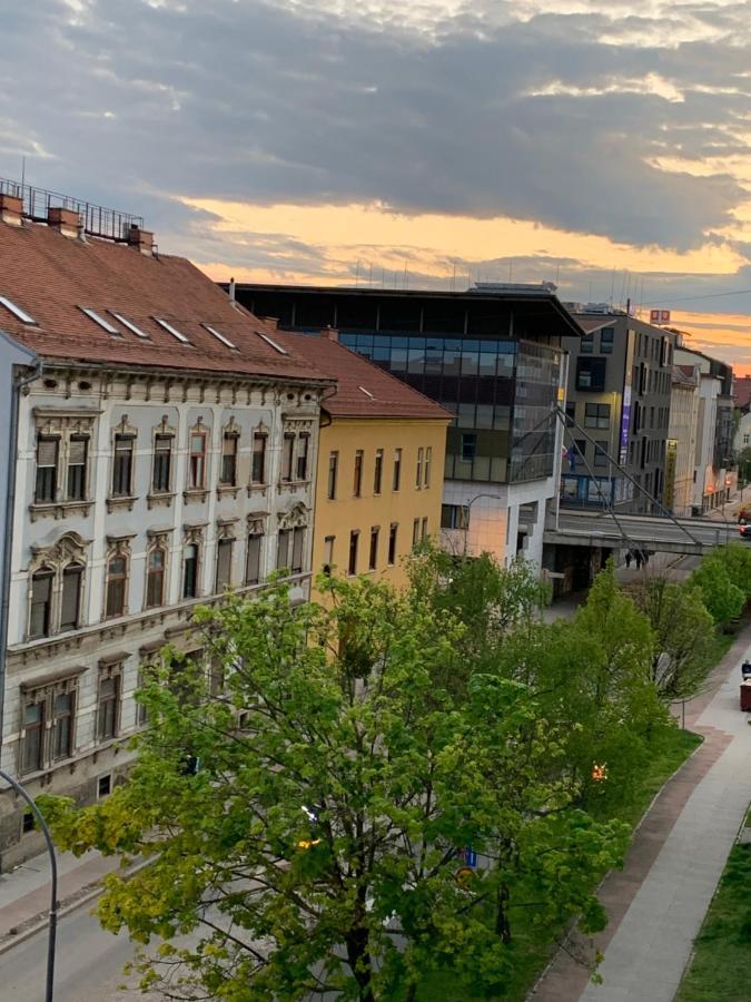 The Marchburg Apartment Maribor Buitenkant foto